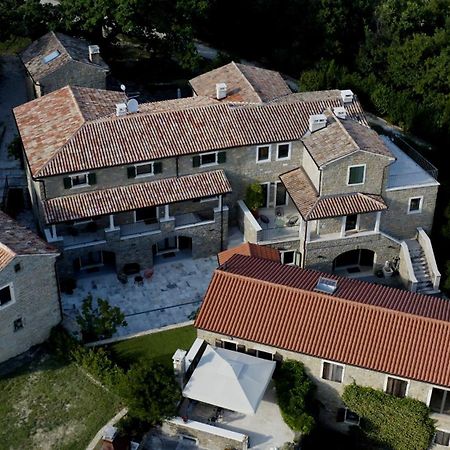 L'Abbraccio Della Quercia Leilighet Momjan Eksteriør bilde